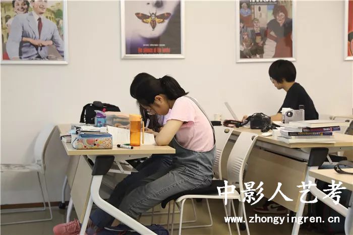 編導(dǎo)藝考電視作品分析